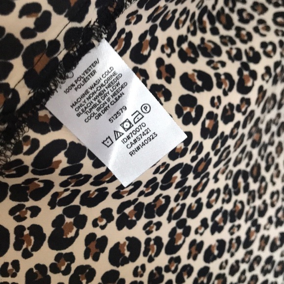 Ann Taylor • leopard cheetah pajama top pant set - Picture 7 of 8